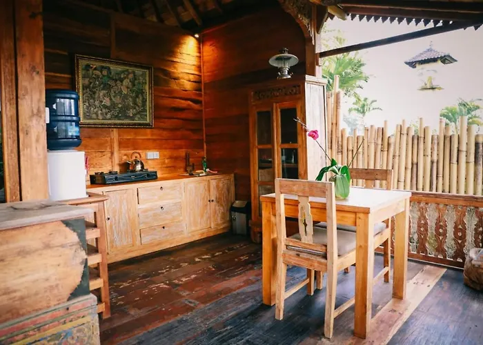 Bale D'uma Joglo Villa *