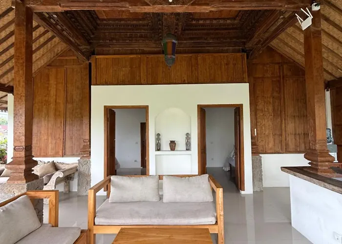 Villa Bale D'uma Joglo